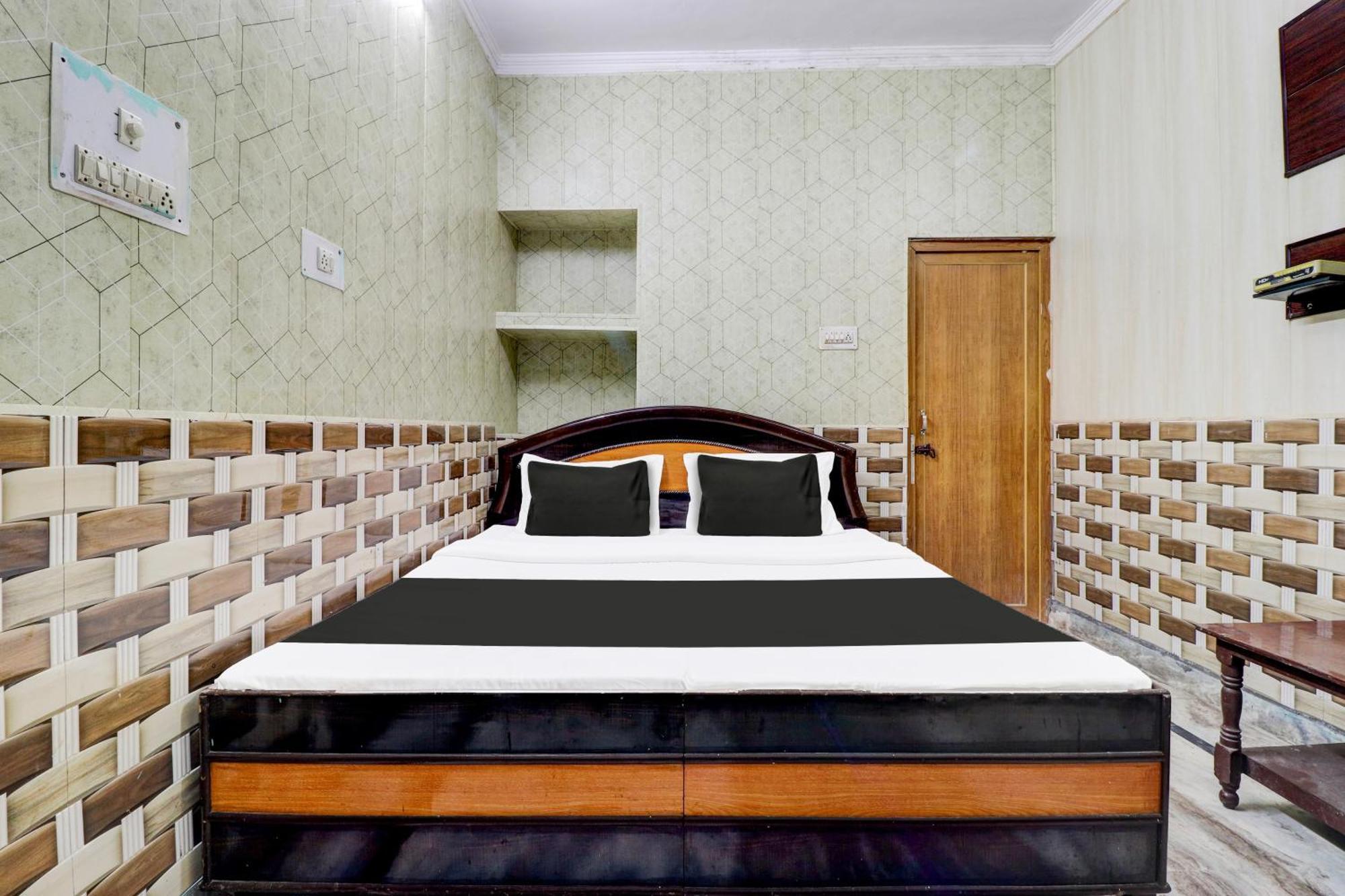 Hotel O Sheetal Ganga Dham Haridwār Esterno foto